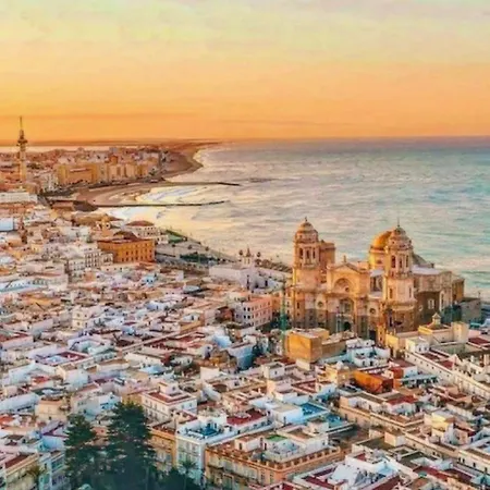 Appartement Casa Naty, Espacioso Renovado En El Centro De *