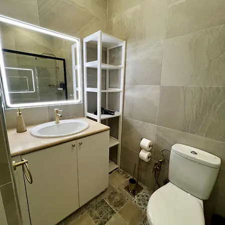 Apartment Casa Naty, Espacioso Renovado En El Centro De *