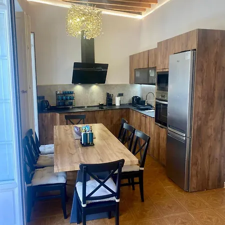 Casa Naty, Espacioso Renovado En El Centro De Apartment Malaga